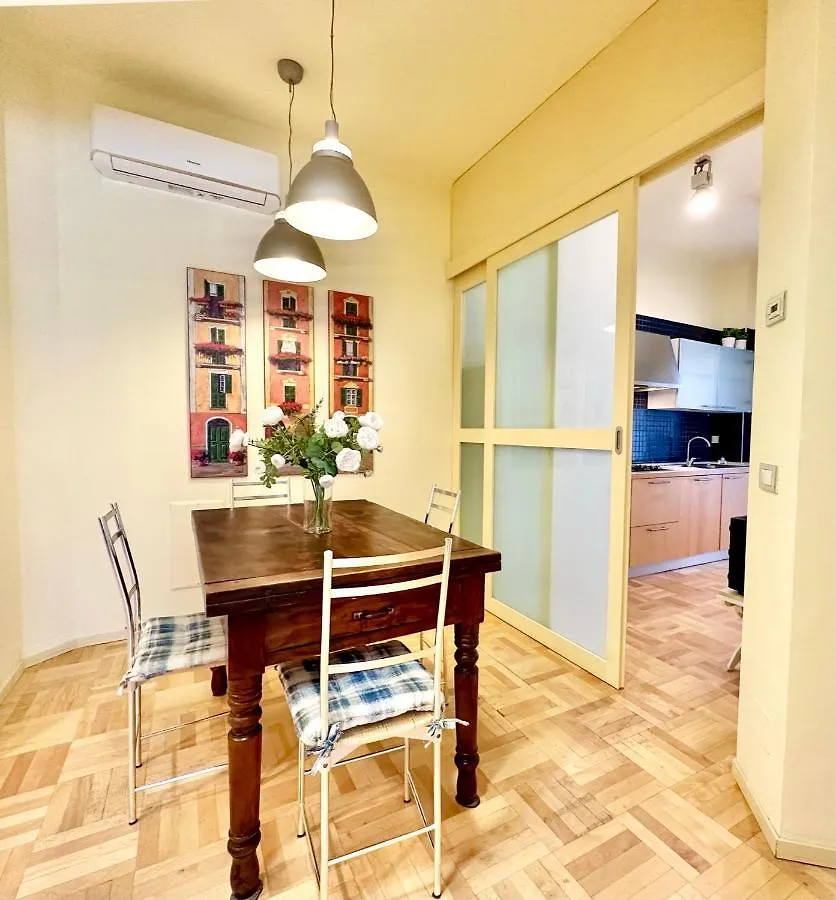 Hostdomus - Casa Corallo Alassio