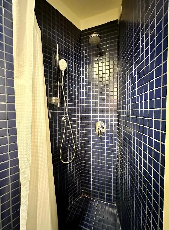 Hostdomus - Casa Corallo Alassio Italy